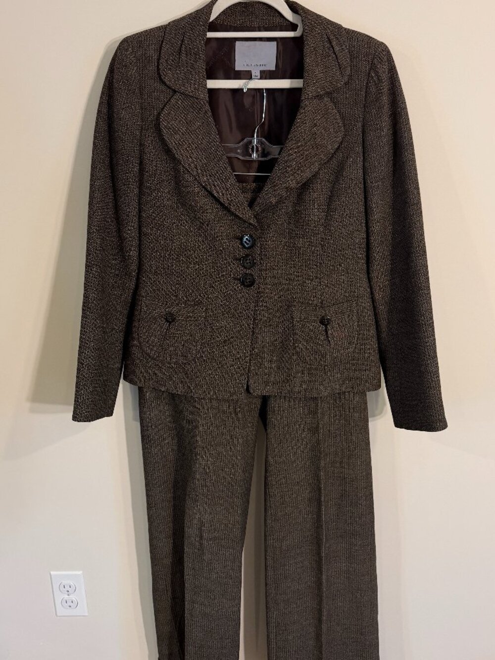 Classiques Entier Textured Brown Pantsuit Blazer & Trousers Size 8